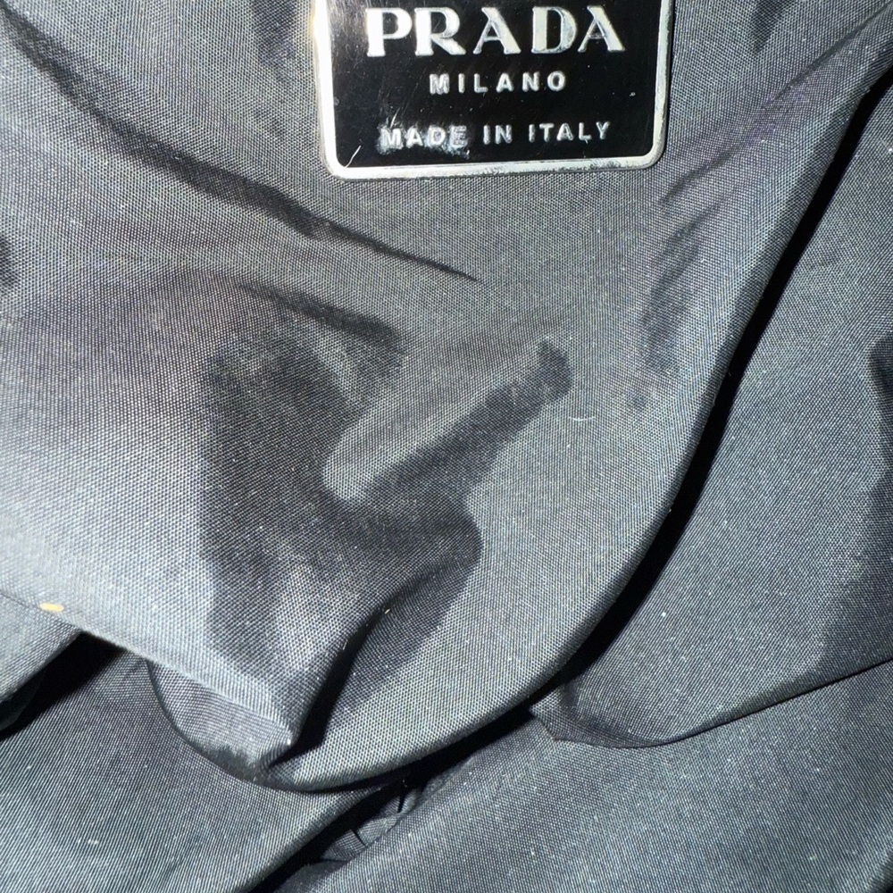 Prada Black and Red Messenger Bag with Minimalist Design - Picture 8 of 14